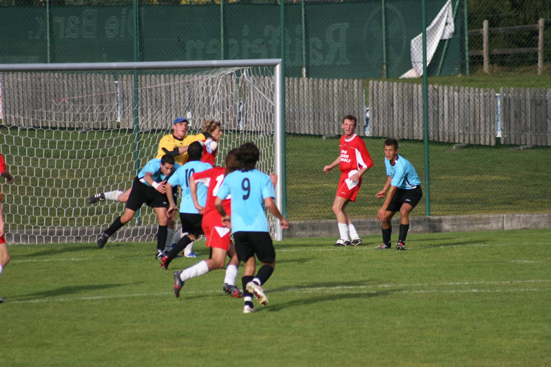 gal/08. Spieltag- SV Reischach-Rasen/2006-10-24 - SVR gg. Rasen-Antholz 140.jpg